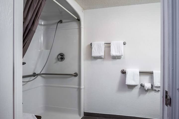 Room 19 of 29
